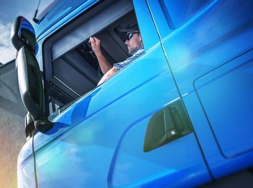 Como conservar conductores calificados en tu flota con nuestro Kit de Seguridad